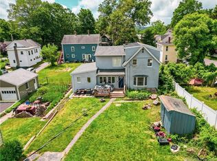 98 5th St, Norwich, CT 06360