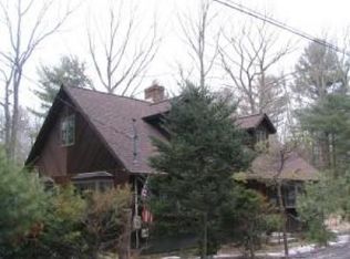 193 Greeley Lake Rd, Greeley, PA 18425