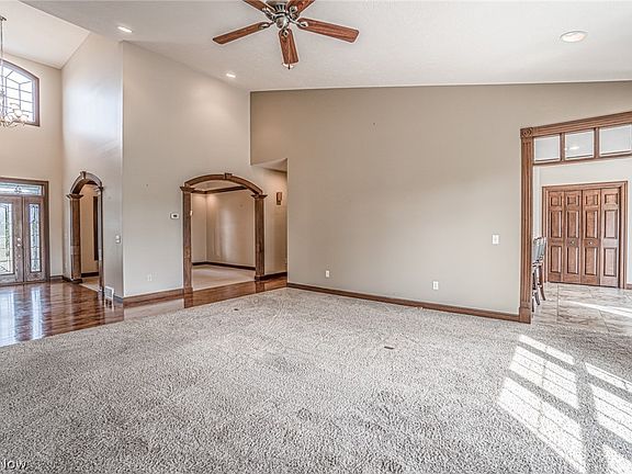 4th image of 721 Pga Blvd