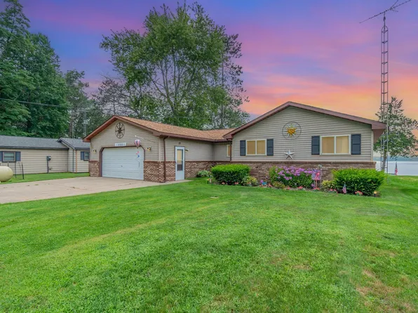 2325 Royal Ln, Hale, MI 48739
