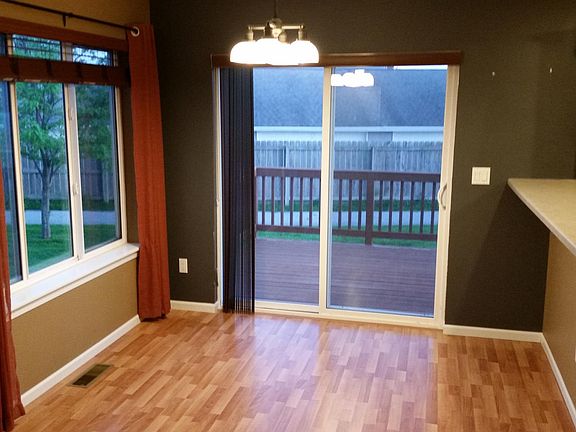 3rd image of 518 Sicily Ct