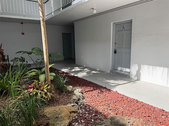 2nd image of 9621 SW 77th Ave APT 101B
