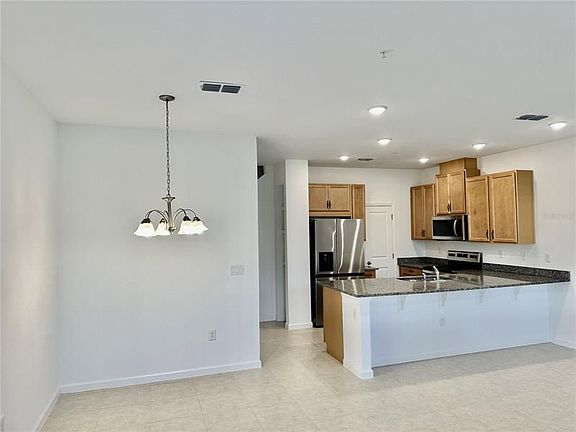 3rd image of 11663 Founders St