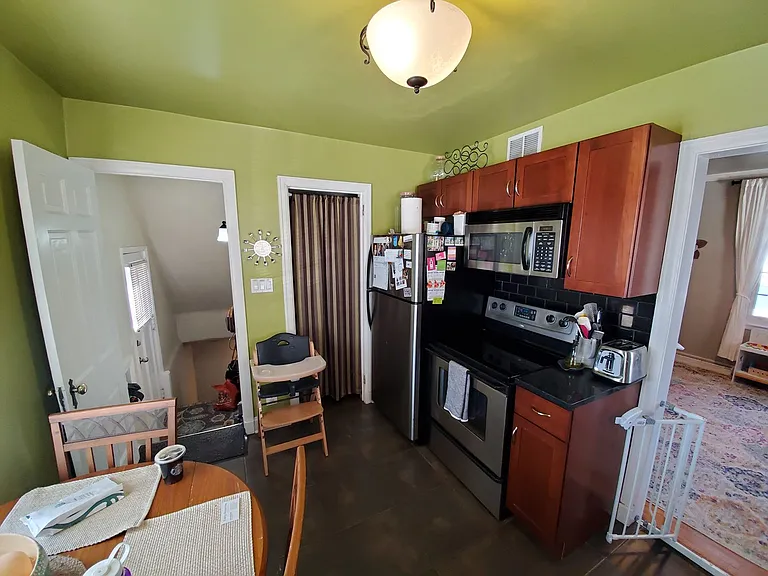 4248 S Pine Ave — Photo 11