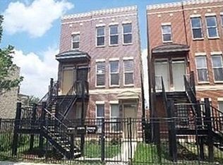 2122 W Madison St #3, Chicago, IL 60612