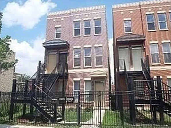 2122 W Madison St #3, Chicago, IL 60612