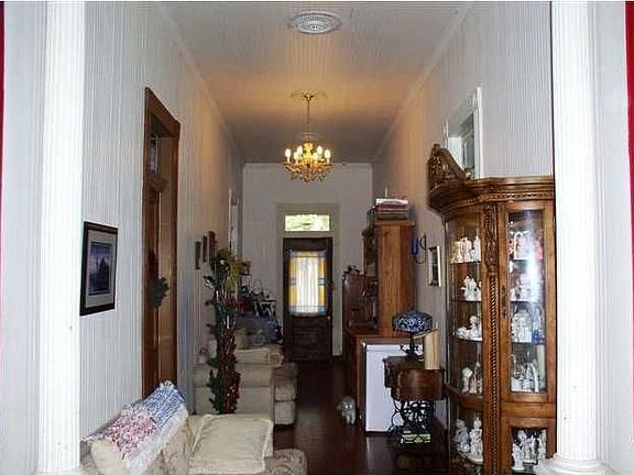 4th image of 212 Saint Patrick St