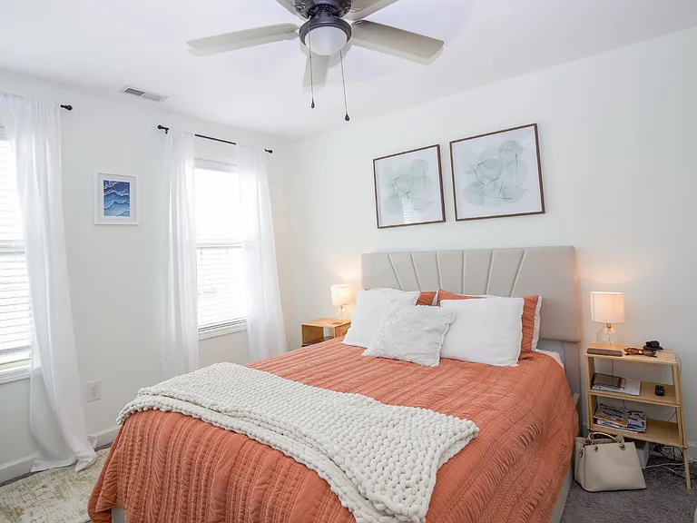 5415 Nessee St — Photo 32