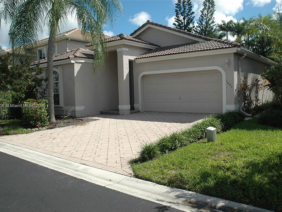 1st image of 1095 NW 117th Ave