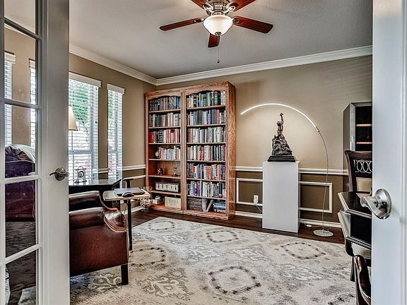 3rd image of 2504 Peach Blossom Ct