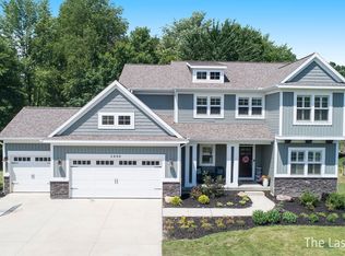 8999 Hopewell Dr NE, Rockford, MI 49341