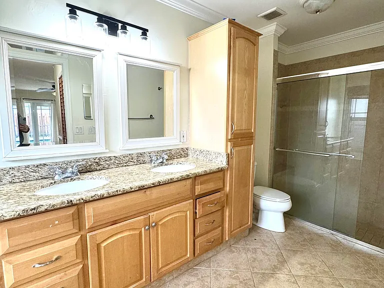 531 SW 167th Ter — Photo 10