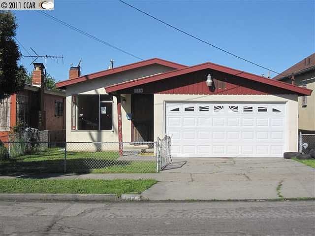 1st image of 135 S 11th St