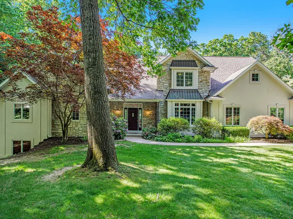 7151 Lakeridge Pl, Kalamazoo, MI 49009