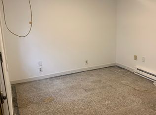 2518 W Jefferson St #1, Springfield, IL 62702