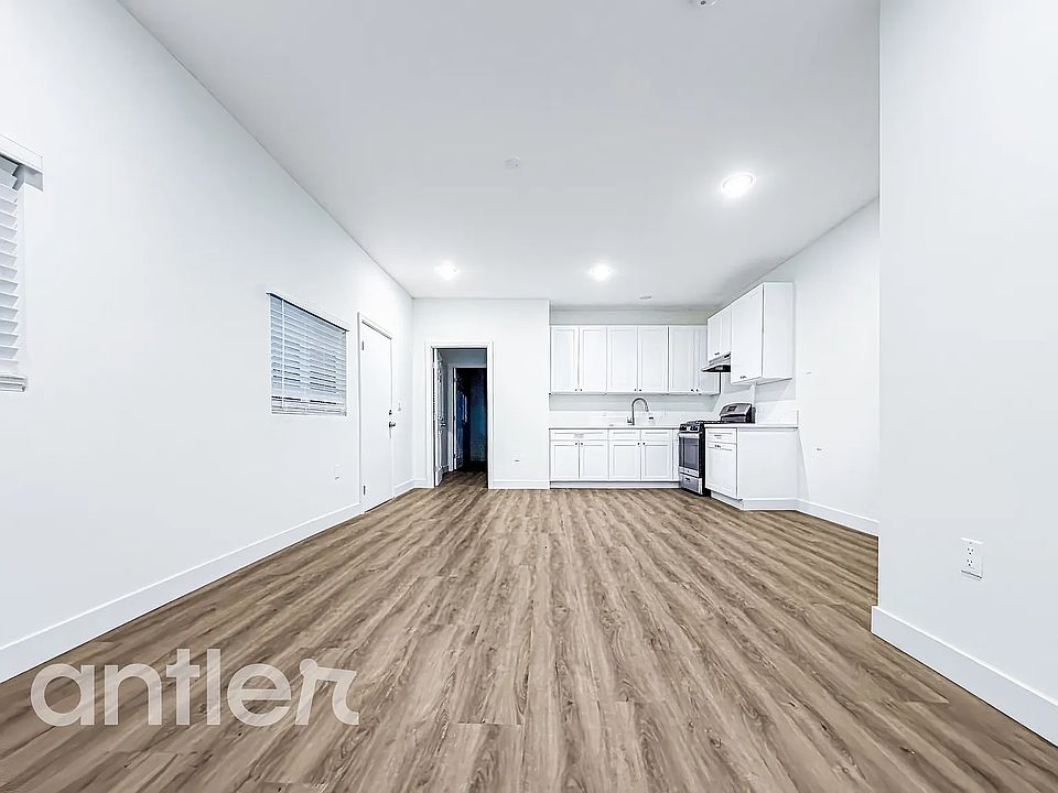 1st image of 4509 Pinafore St #B32