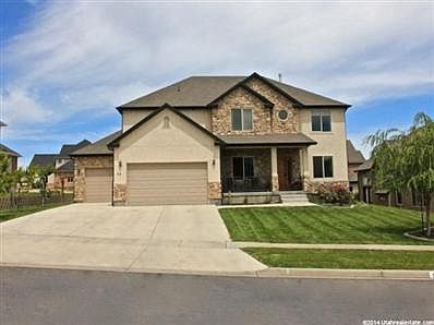 2nd image of 52 E Beacon Dr