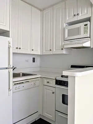 Rented by PocketBroker Inc | media 3