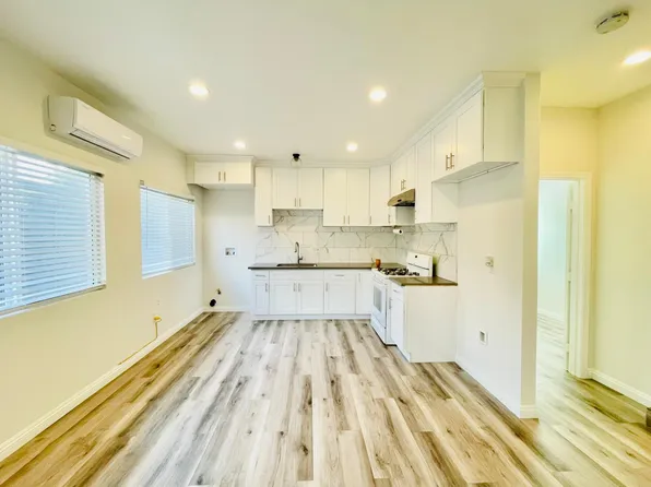 142 E Morgan St #B, Rialto, CA 92376