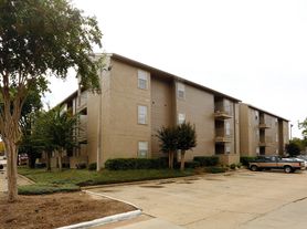 The Pines at Autumn Woods