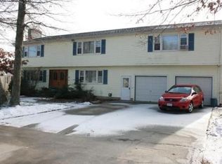 81 Arboretum Rd, Plymouth, MA 02360