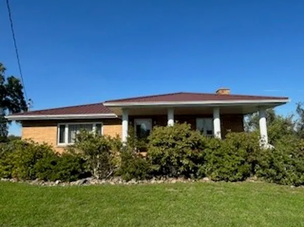 299 E Smithfield Street Ext, Mount Pleasant, PA 15666