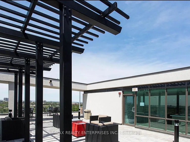 80 Esther Lorrie Dr #522 — Photo 16