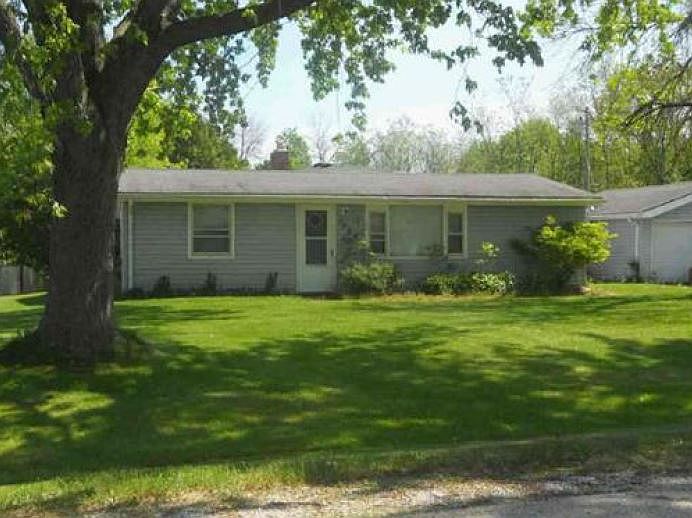 1st image of 10234 Root River Dr