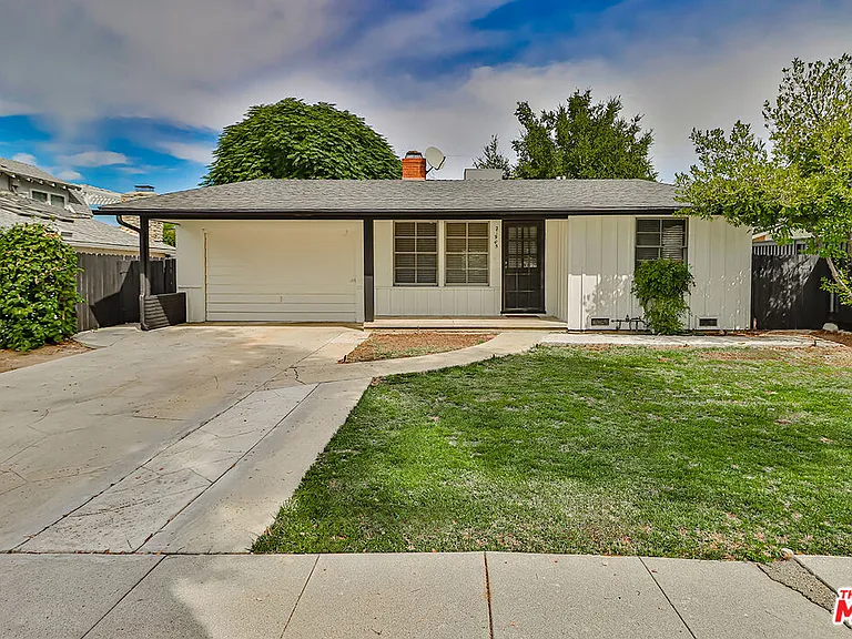 21905 Viscanio Rd — Photo 1