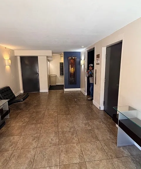 5545 Canoga Ave #116 — Photo 2