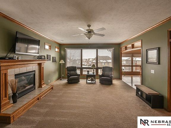 5th image of 2027 S 193rd St