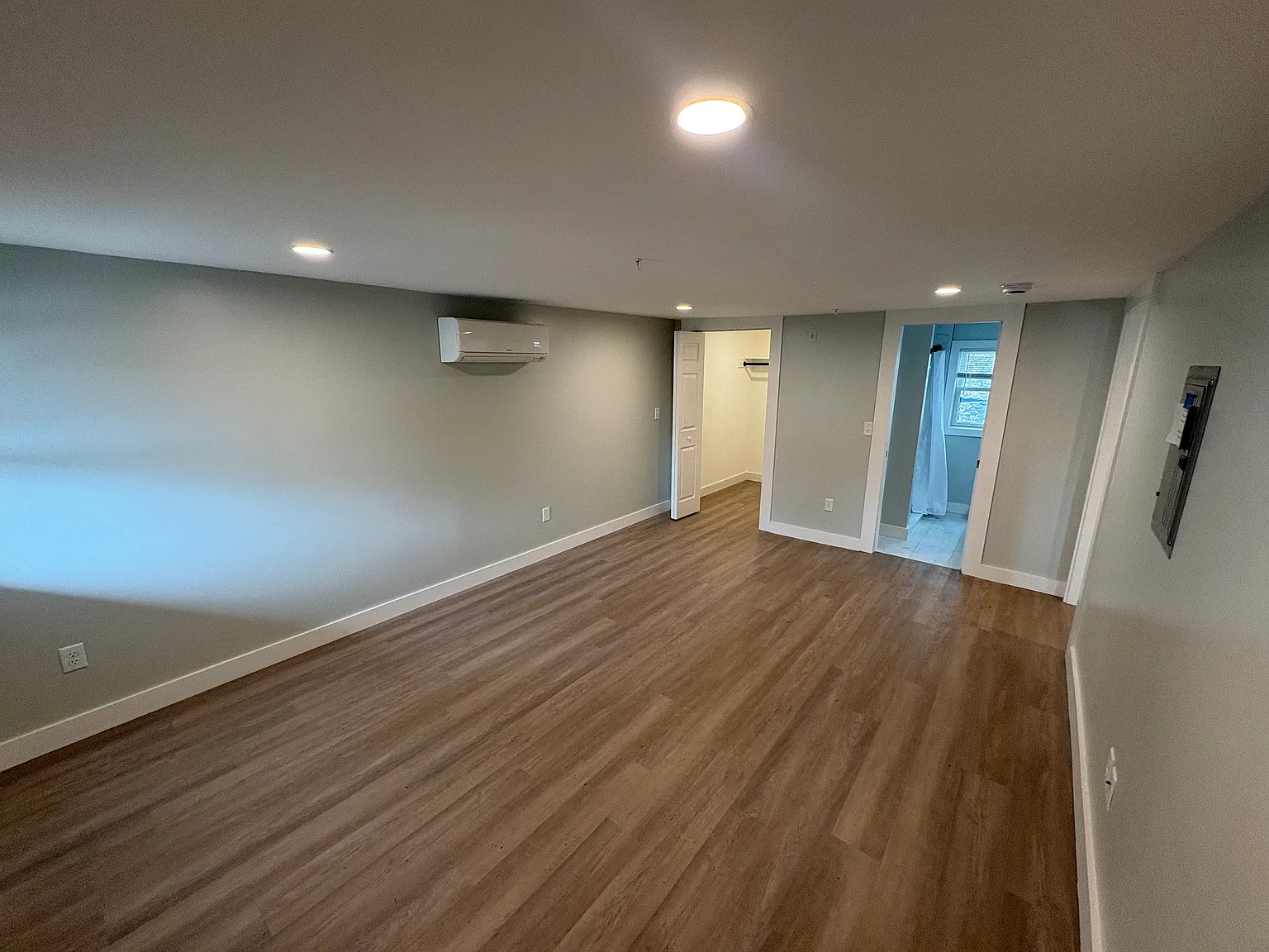 825 Scenic Hwy — Photo 2