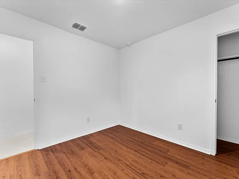 211 Herman Ln — Photo 27