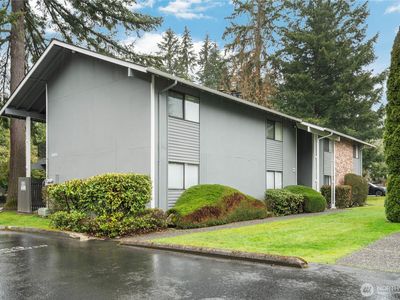 1600 149 Place SE #2, Bellevue, WA, 98007