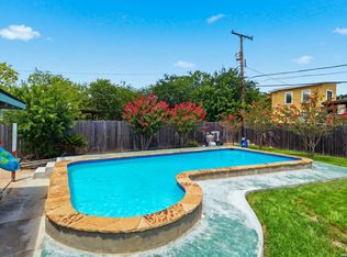 355 Rexford Dr, San Antonio, TX 78216