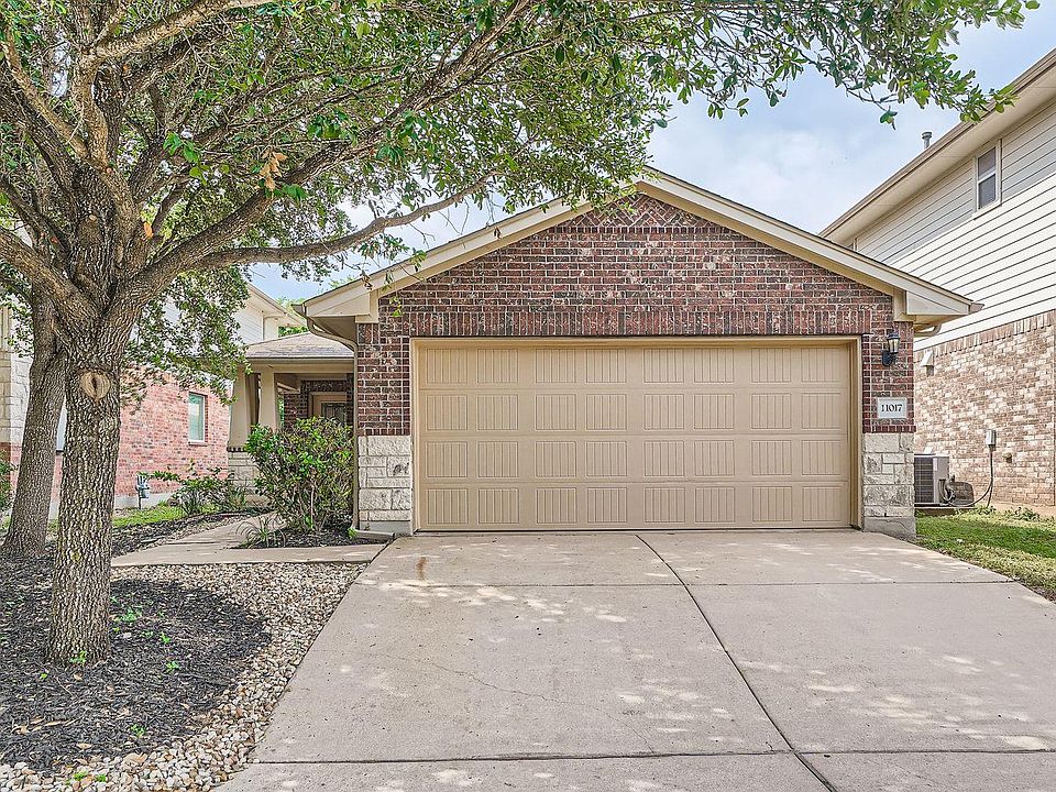 1st image of 11017 Short Springs Dr