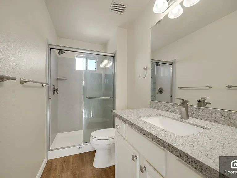 813 Woodhams Oaks Pl — Photo 19