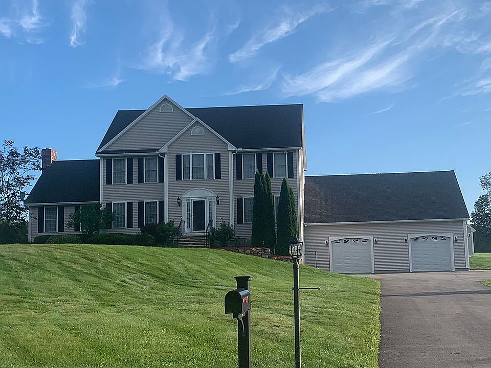 2nd image of 7 Squire Armour Rd