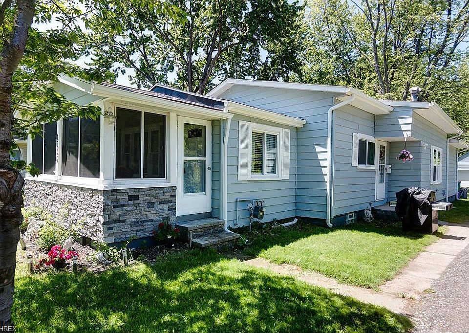 1st image of 4636 Farley Dr
