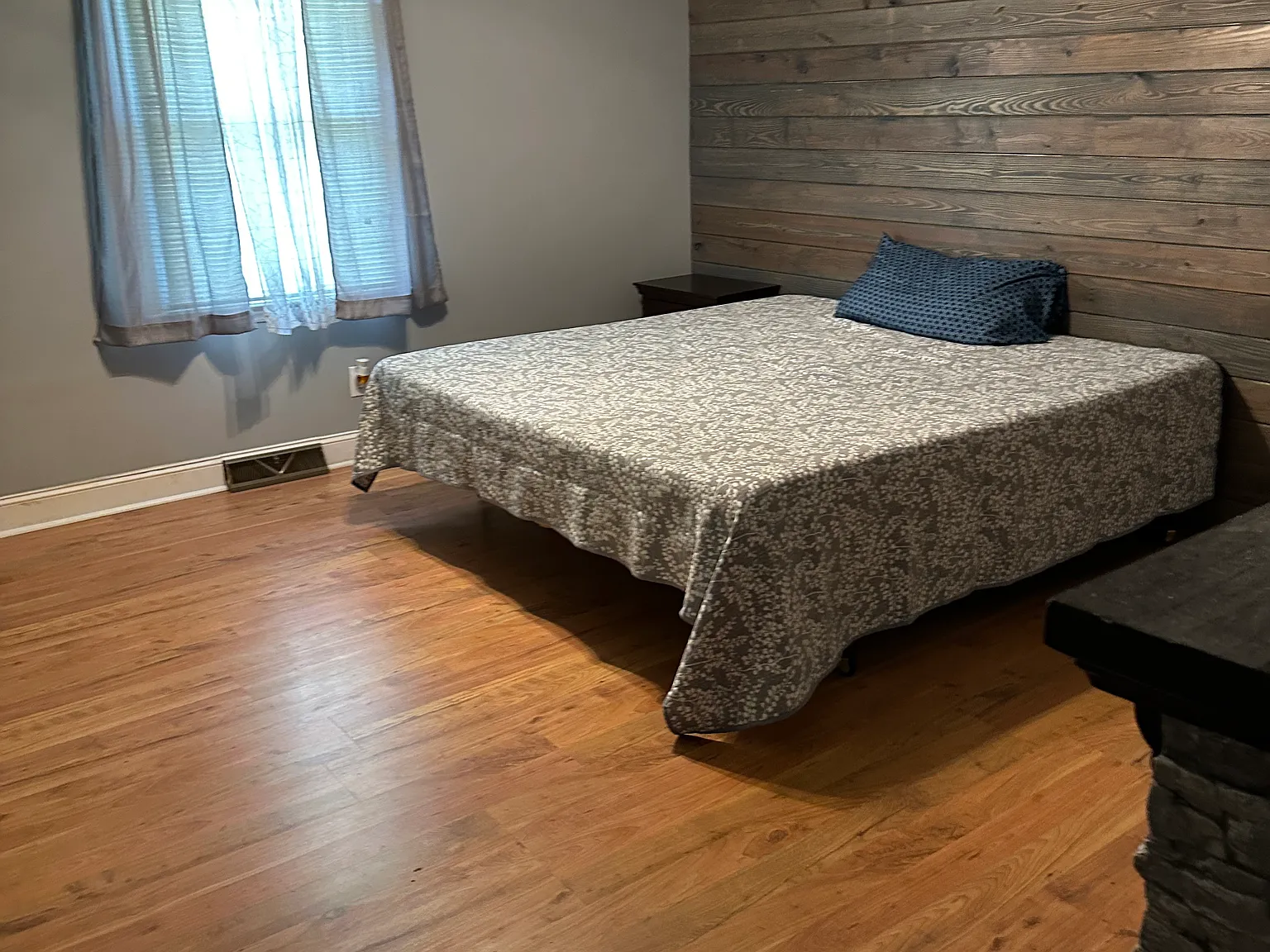 2 bed, 1316 sqft, $1,800 — Photo 2