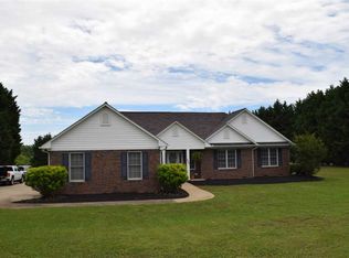 600 Battleground Rd, Chesnee, SC 29323