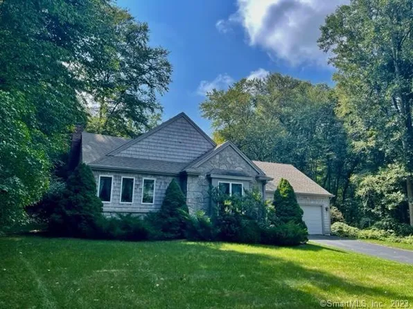 2 Christy Heights, Old Saybrook, CT 06475