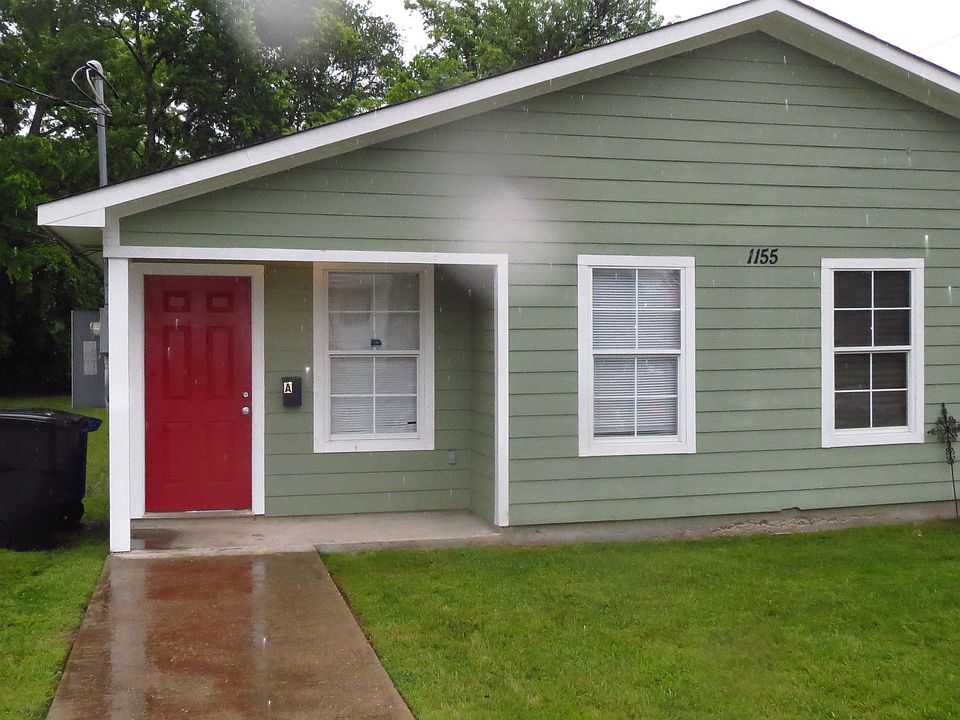 1st image of 1225 Pecan St Unit B-2