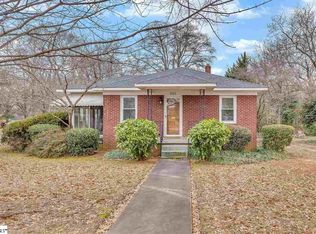 301 Parkins Mill Rd, Greenville, SC 29607