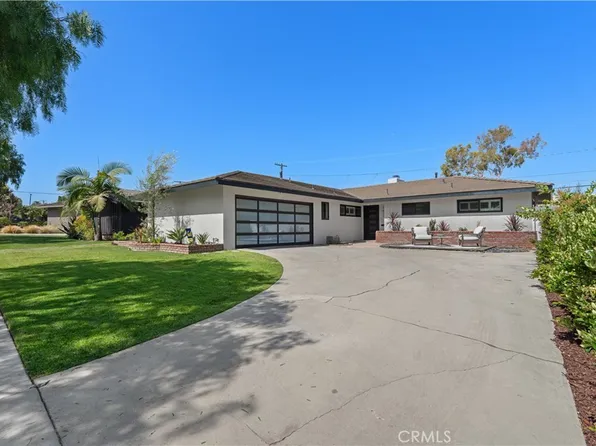 1611 N Greenbrier Rd, Long Beach, CA 90815