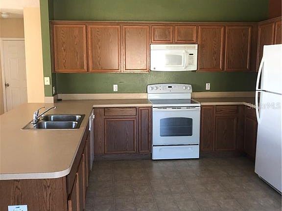 2nd image of 729 Parrot Ct