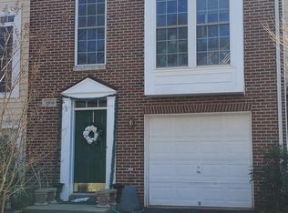 11609 Fairfax Commons Dr, Fairfax, VA 22030