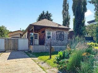 241 N 25th Ave NE, Calgary, AB T2E1Y2