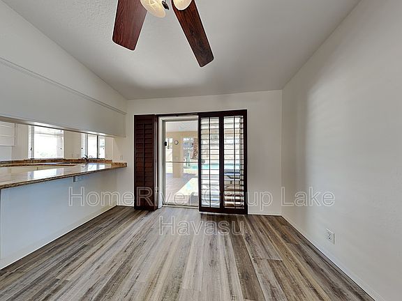 4th image of 496 Meadows Dr