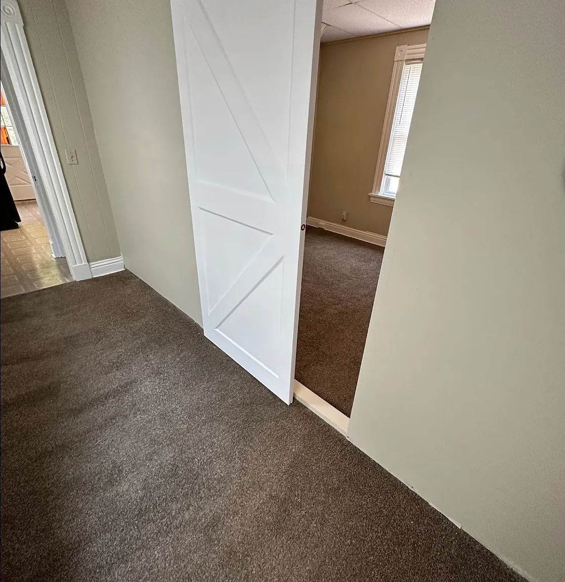 2 bed, 1.5 bath, 1100 sqft, $1,800 — Photo 2